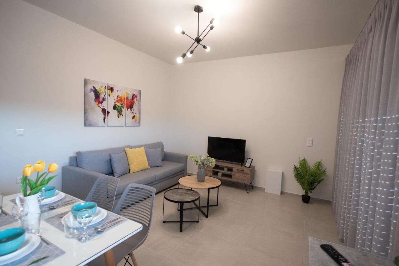 Luxury Autonomous Ground Floor Apartment Igoumenitsa Exterior foto